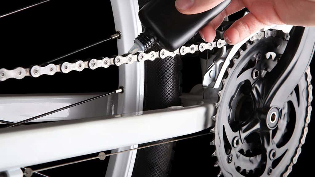 Kerékpár lánc olajozása